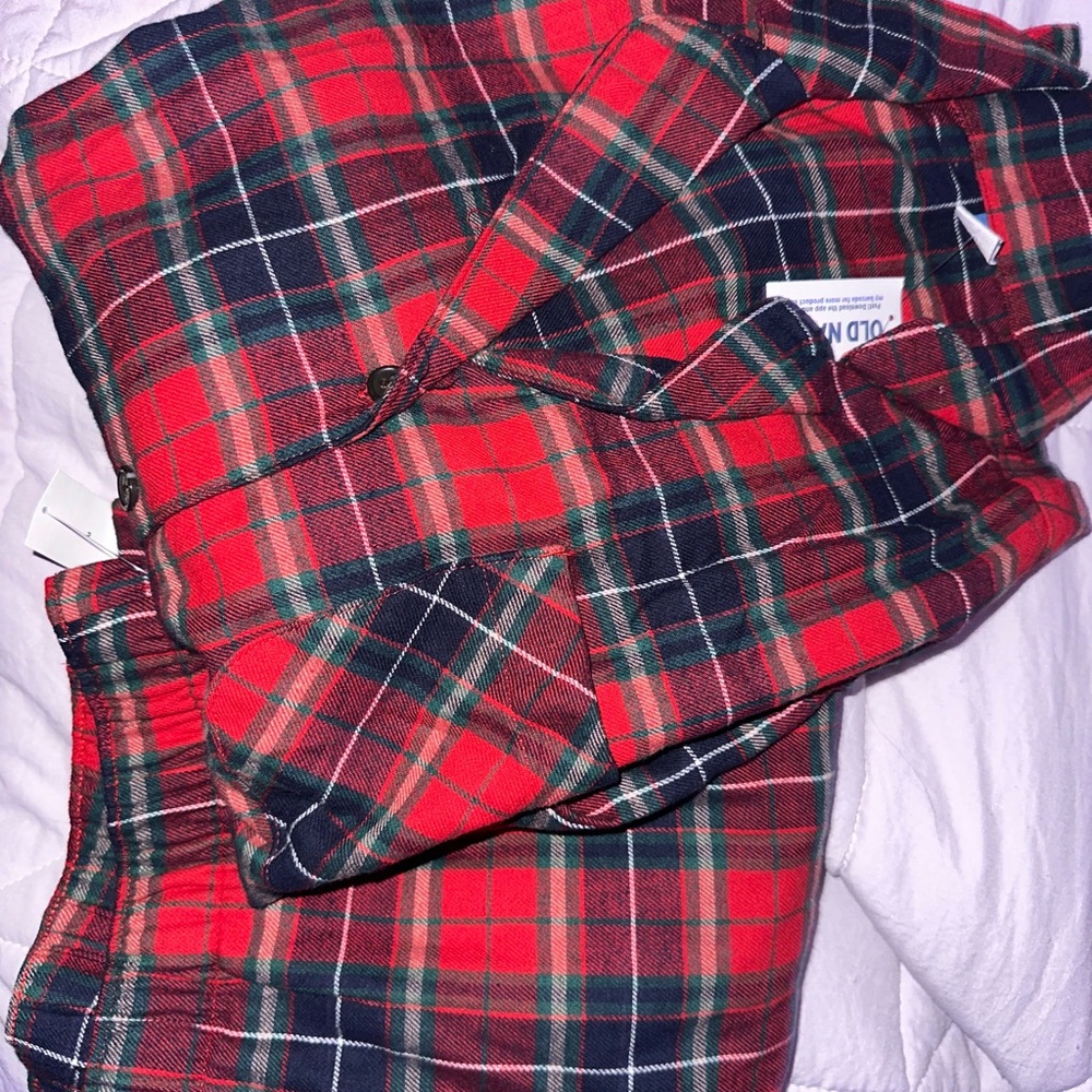 Old Navy Red Plaid Pajama Set